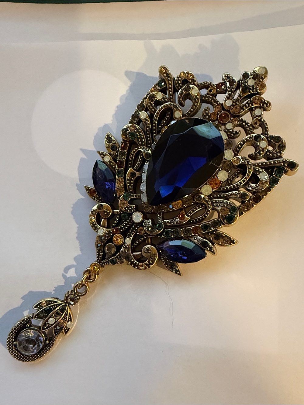 Vintage-Inspired Gold Tone Blue Teardrop Statement Brooch